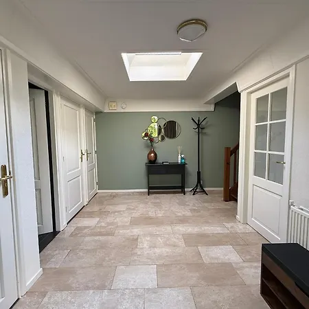 In With Large Garden Vila Twello